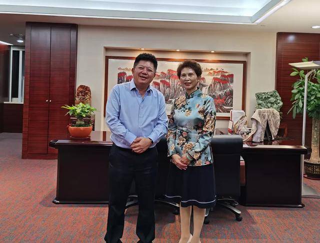 广东邹氏宗亲联谊会会长邹锡昌会见四川邹氏宗亲会总顾问邹平,共谋