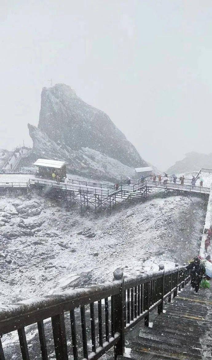 昆明真实下雪照片图片