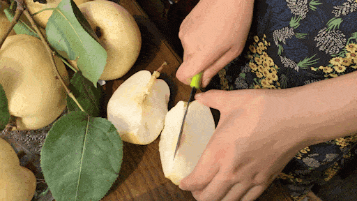 一梨润三秋!这样吃梨,清热润肺,化痰止咳,照着吃就行了