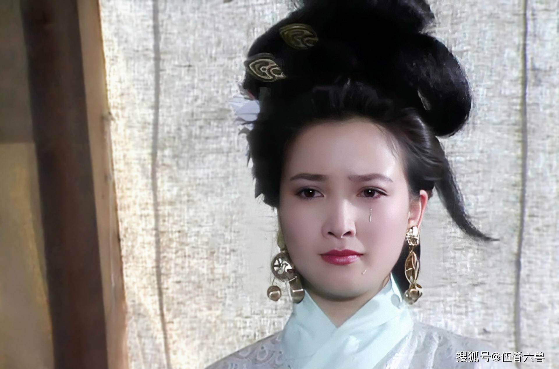 她曾风靡90年代,52岁患脑瘤令人唏嘘_何晴