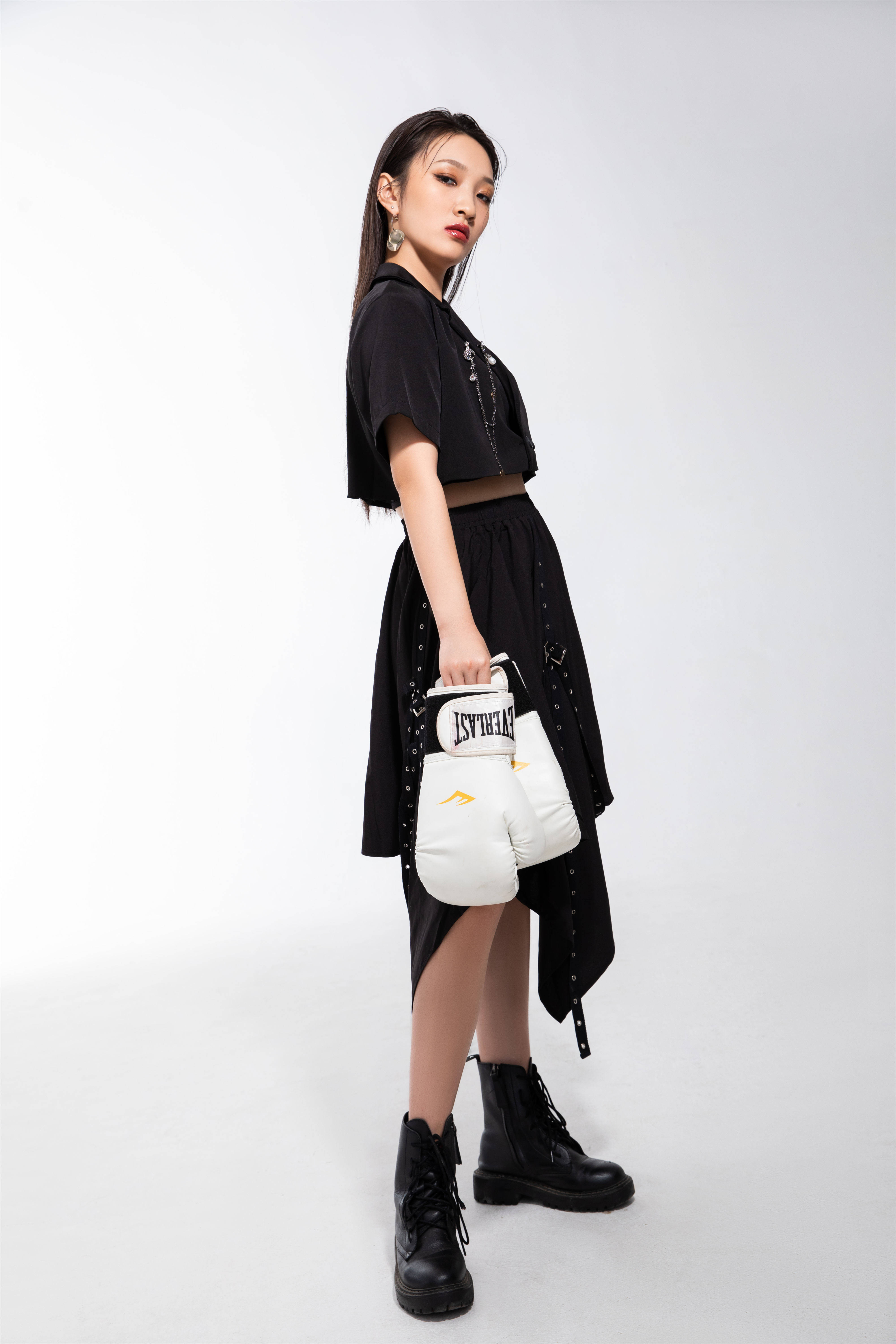 熹文娱乐:鲁嘉慧 拒绝千篇一律的风格,百变才是真我_手机搜狐网