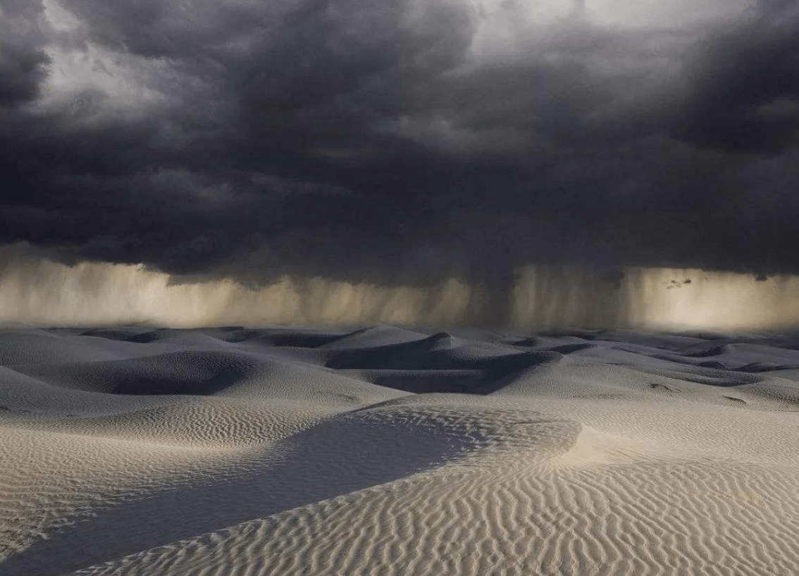 如果塔克拉玛干沙漠下暴雨,会让沙漠变成绿洲吗?