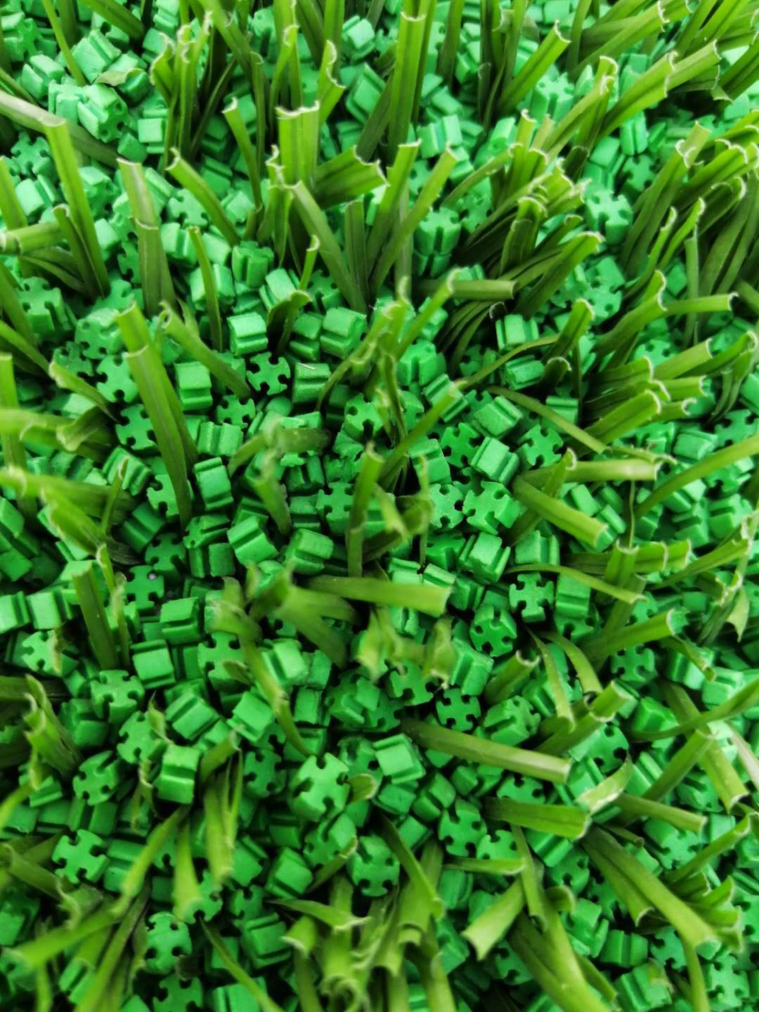 人造草坪填充物之填充颗粒常用种类汇总