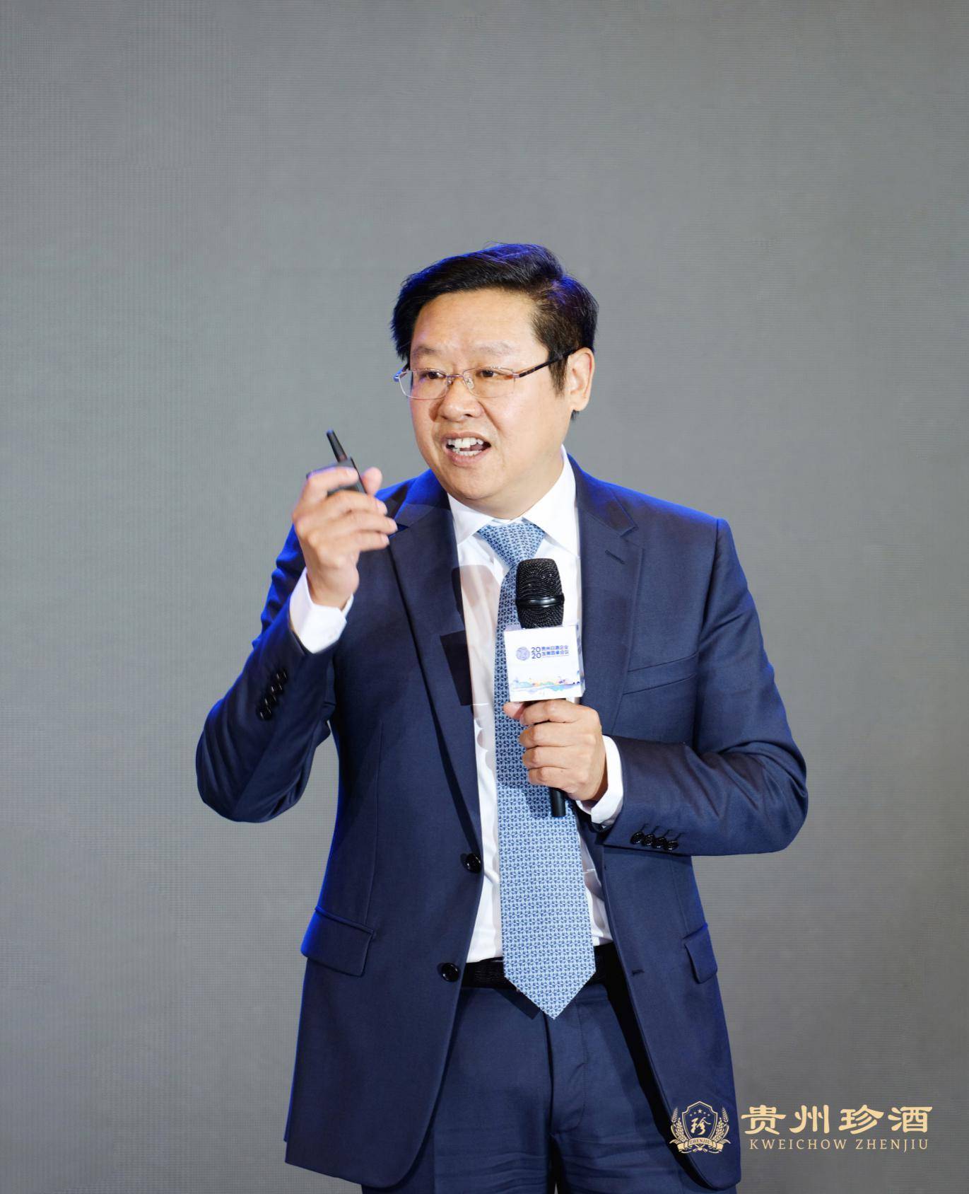 吴向东融入产区发展格局要更高 思想要更解放