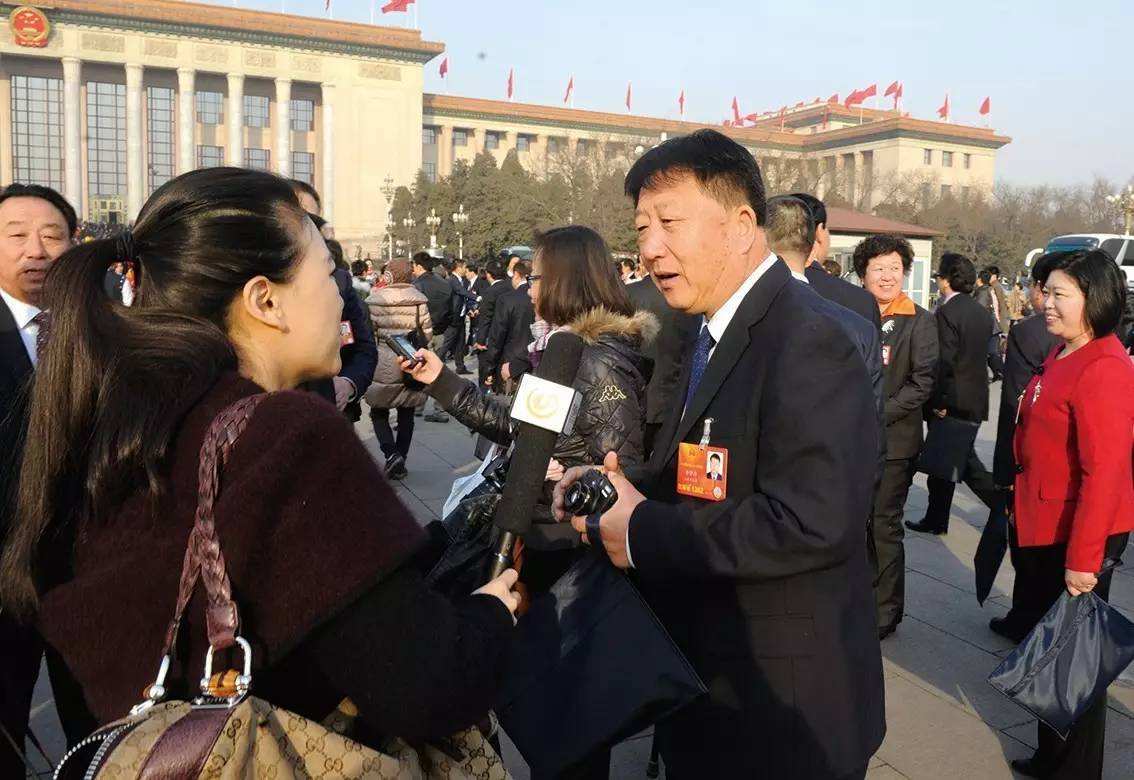 山东烟台新诞生5位富豪总身价达930亿73岁龙口大爷亮眼