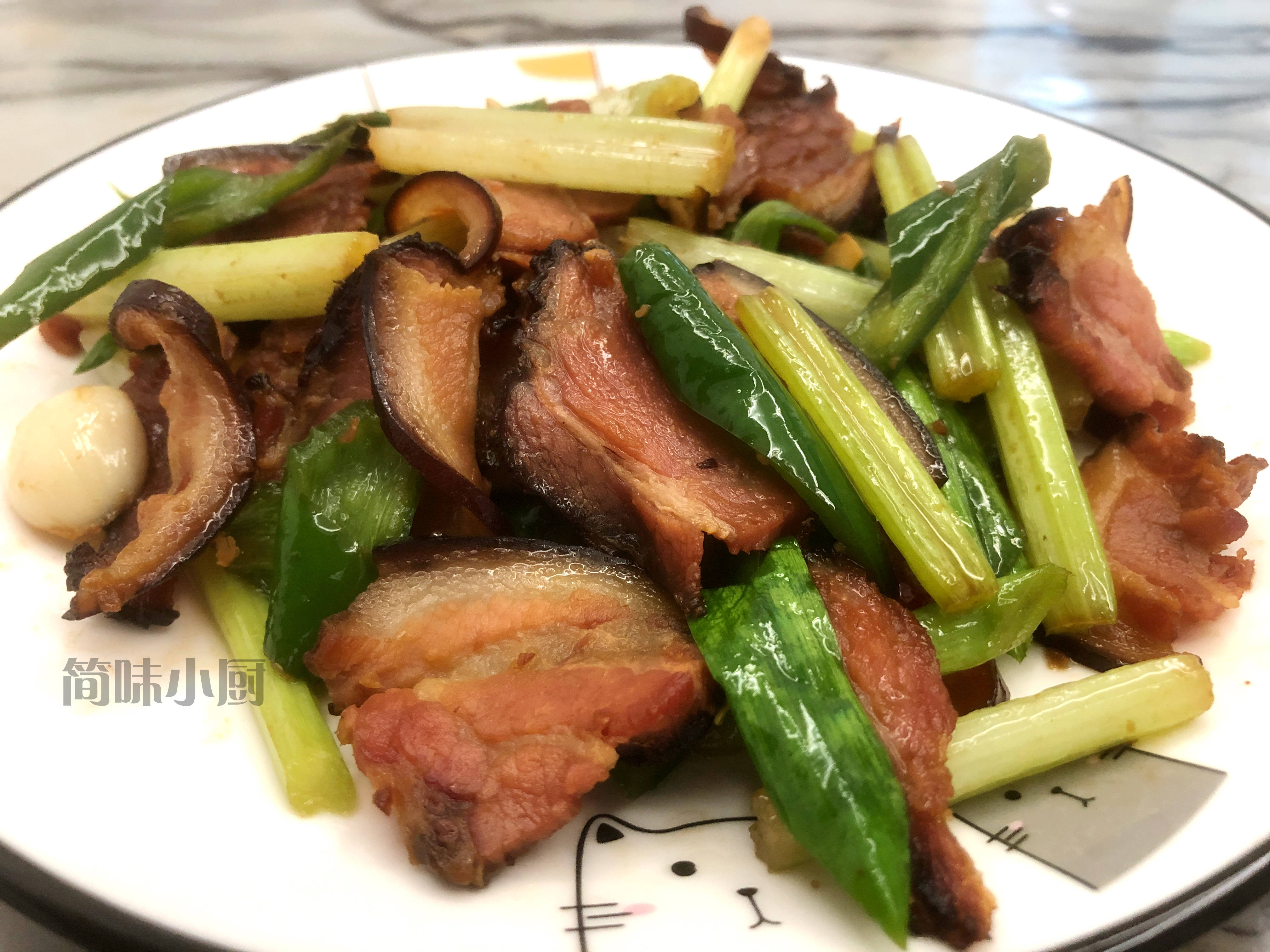 农家烟熏肉这个味,口齿留香,回味无穷!_手机搜狐网