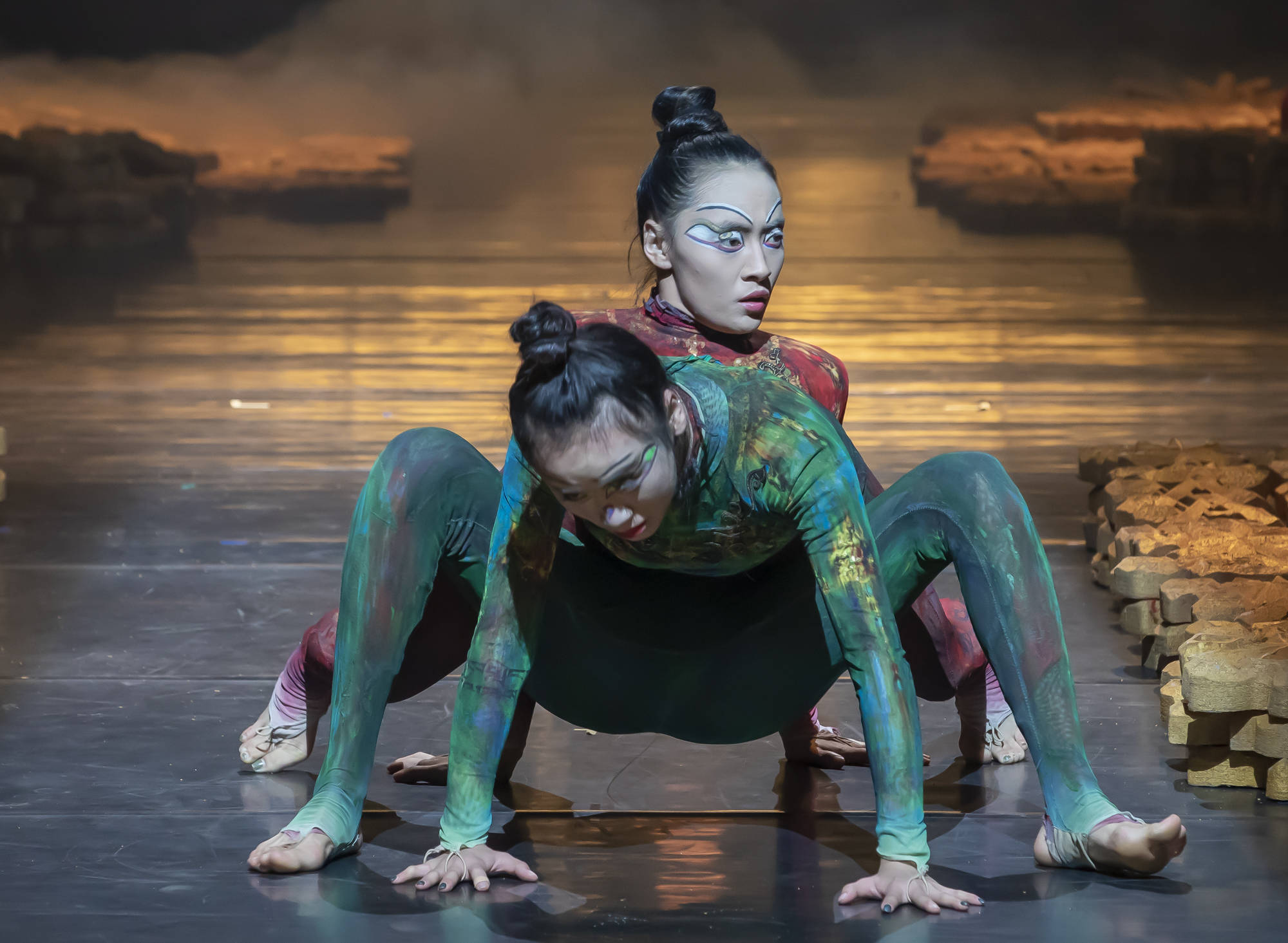 现代舞剧春之祭登陆滨州保利大剧院给市民带来一场精彩的舞蹈盛宴