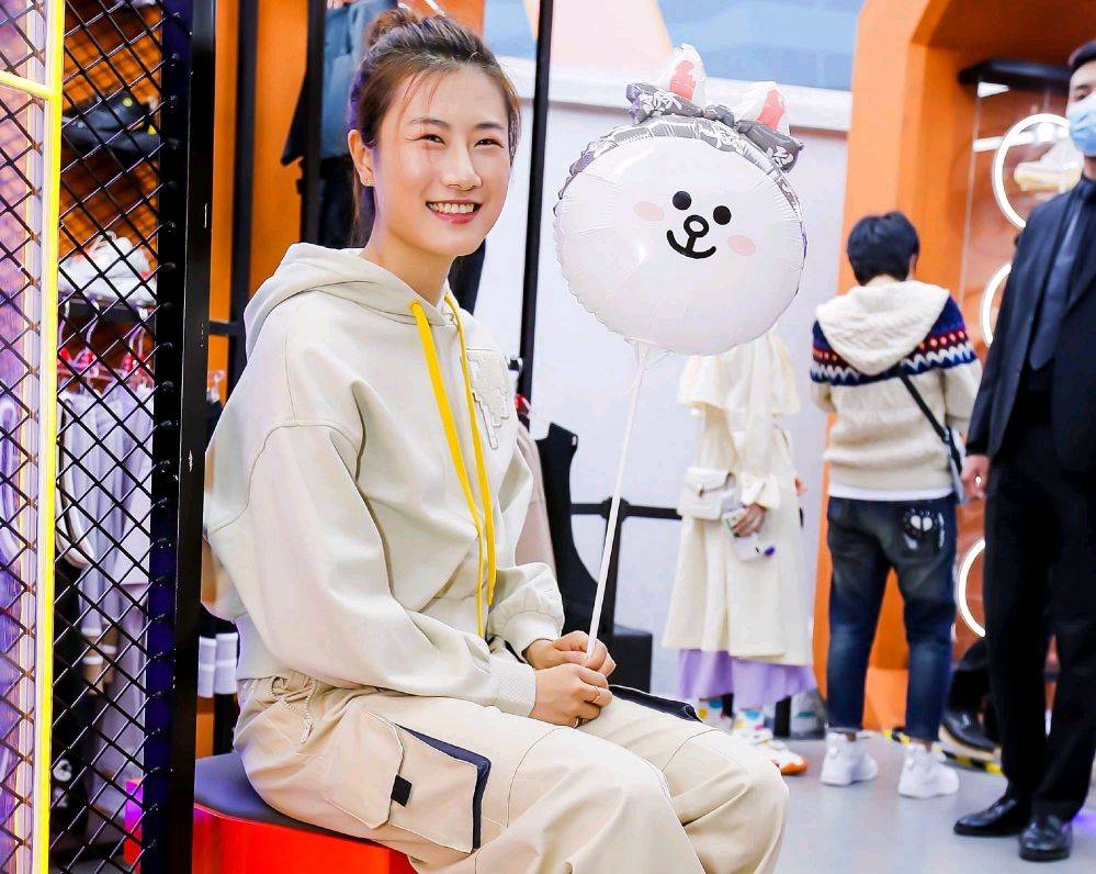 打破因伤退赛传言,刘诗雯助力wtt赛事,昔日恩师发表莫名感言_肖战