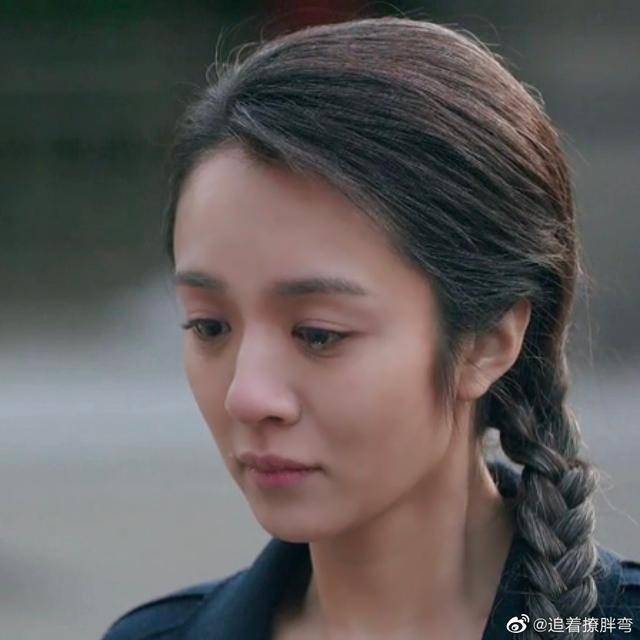 剪成寸头被叫做寸头校花,化老年妆也美如画,不愧是直男杀手啊