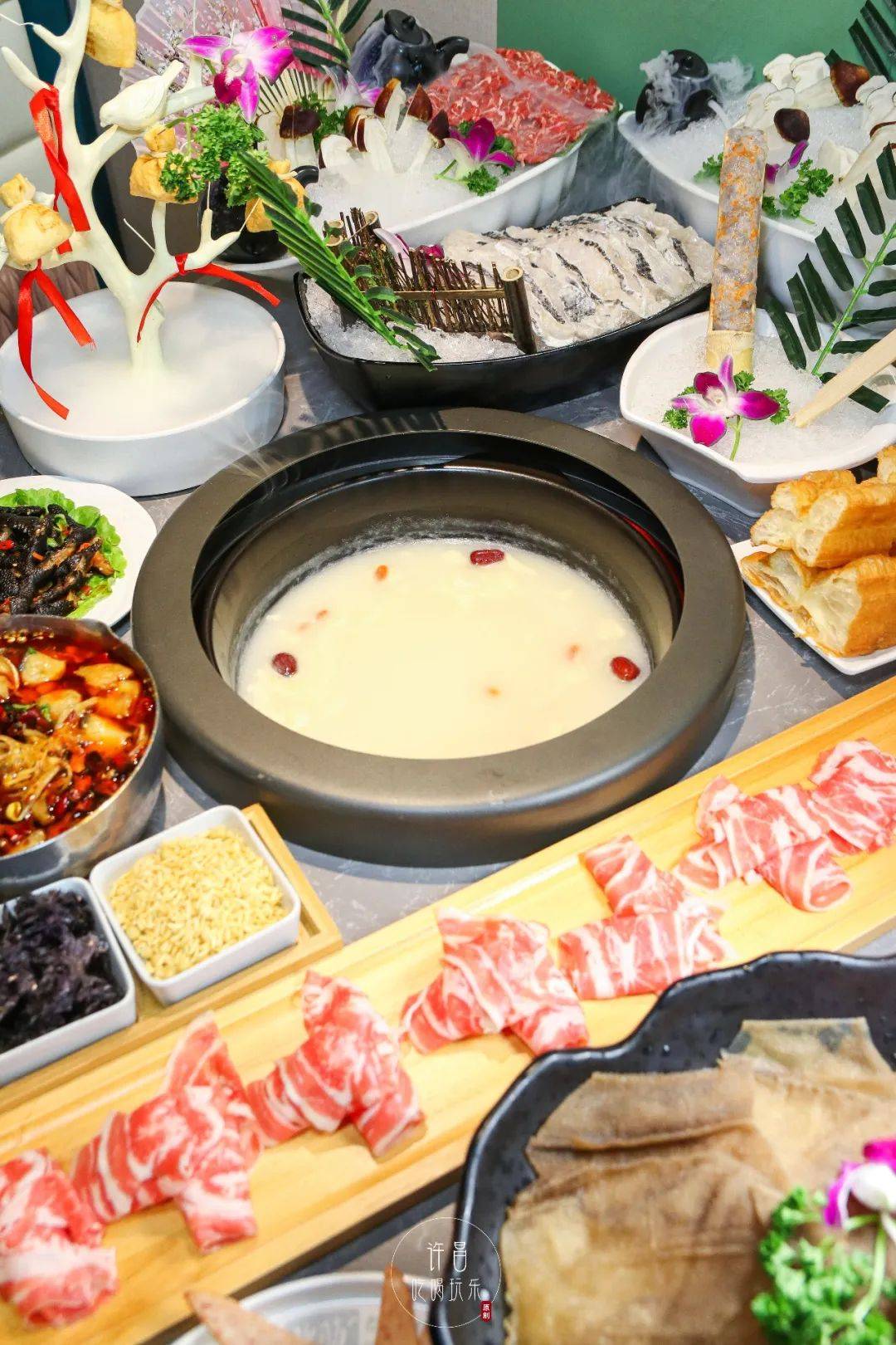许昌惊现可以喝汤的网红米汤火锅!