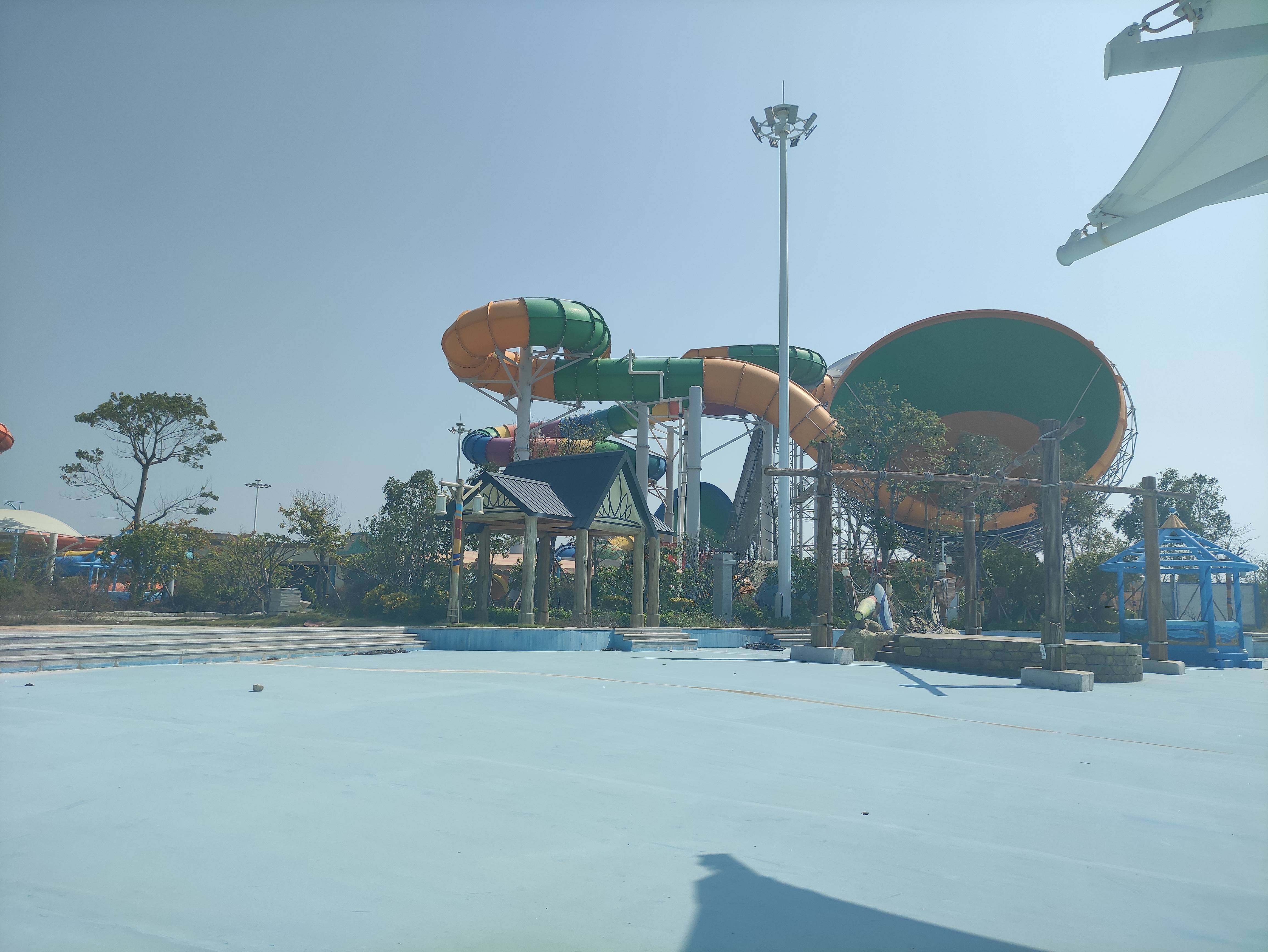 如果中信国安水上乐园能早日建成对外开放,吸引更多的游客来此游玩