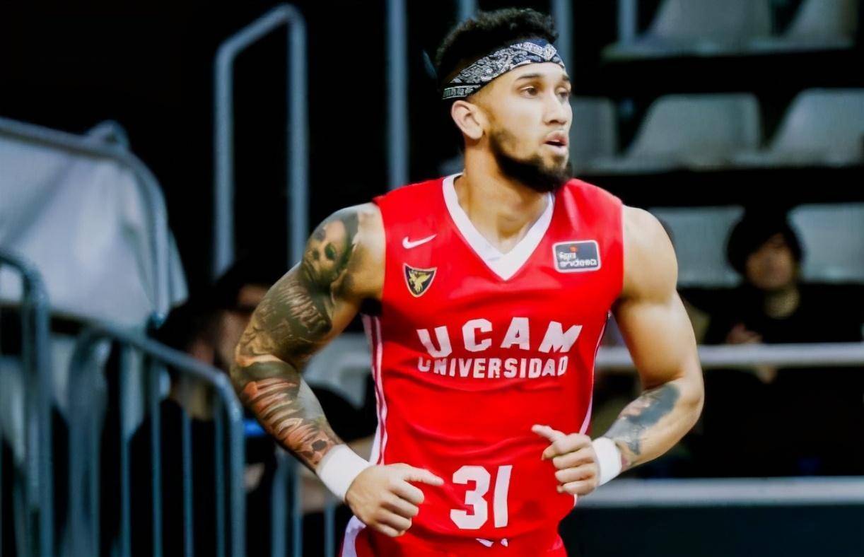 今天,深圳男篮官方宣布,外援阿斯基亚-布克加盟球队,并且目前他已经