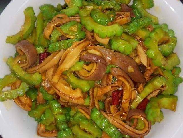 苦瓜炒猪肚