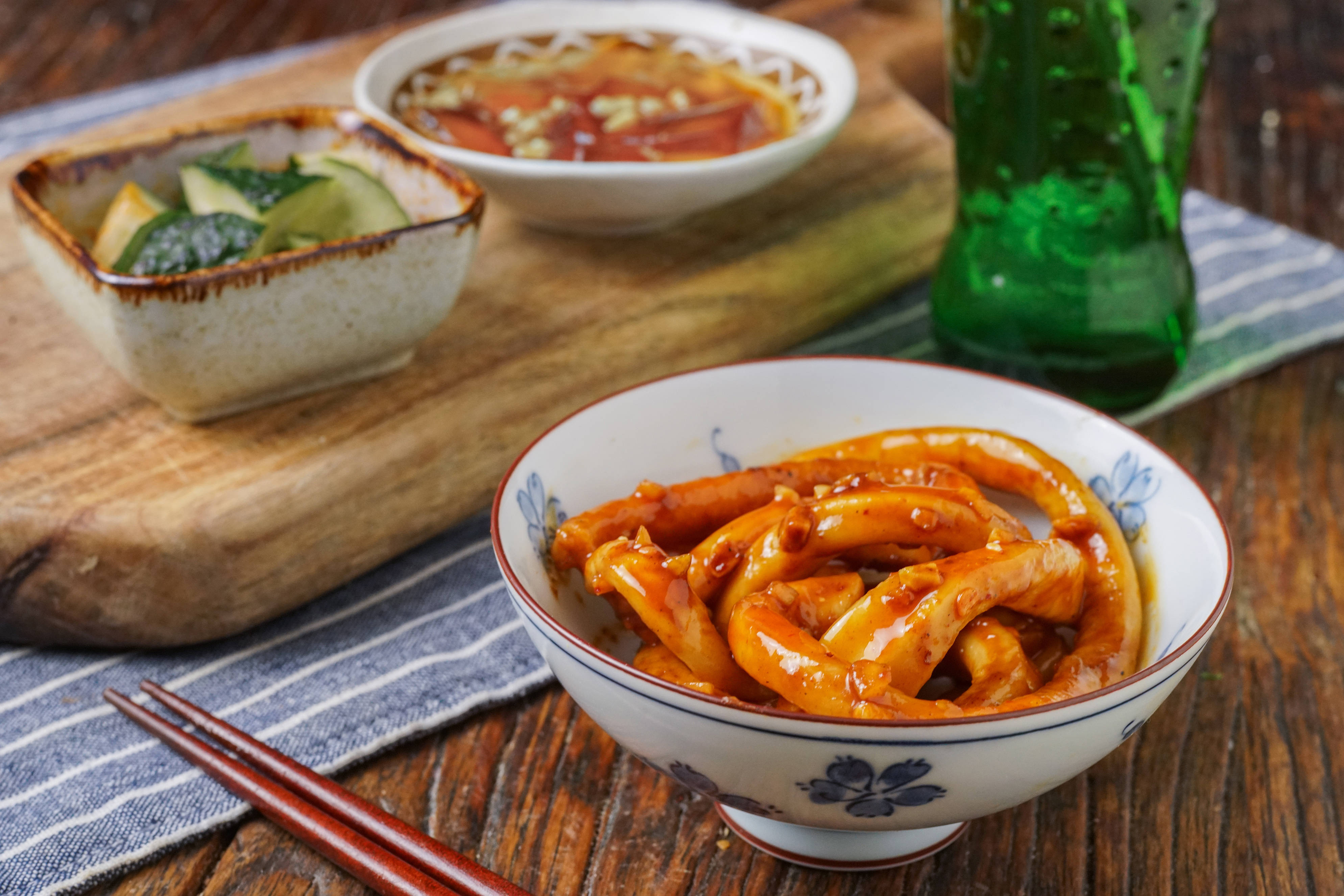 第一次吃甜水面的时候味道是令我十分惊奇的,跟我想象中的甜水面完全