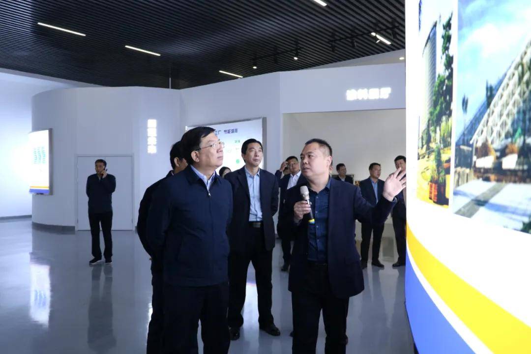 河南省人社厅厅长党组书记省委组织部副部长刘世伟到蓝翎环科调研