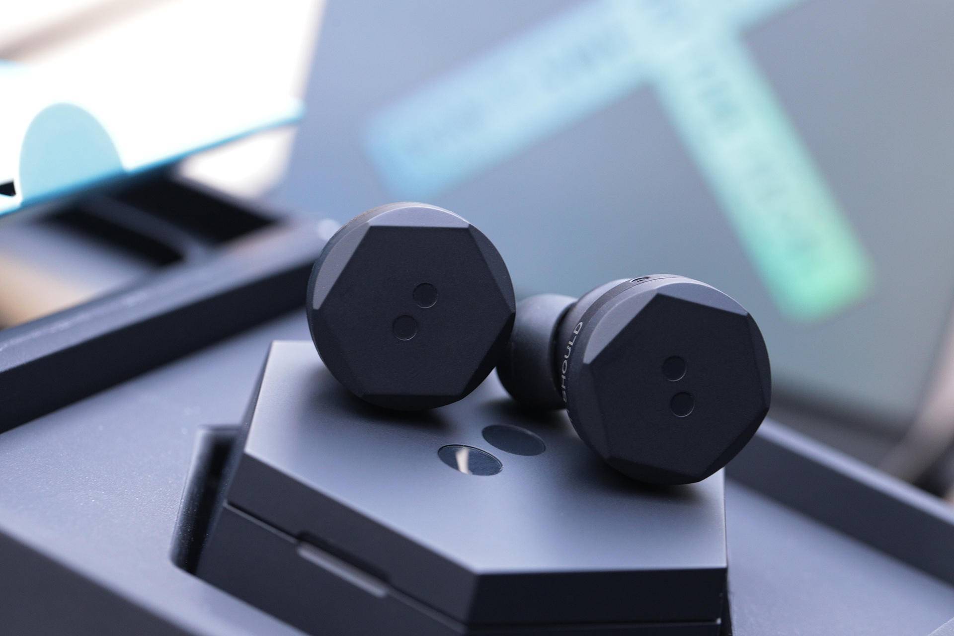 时髦的随身装备buttonsairx无线蓝牙耳机上手体验