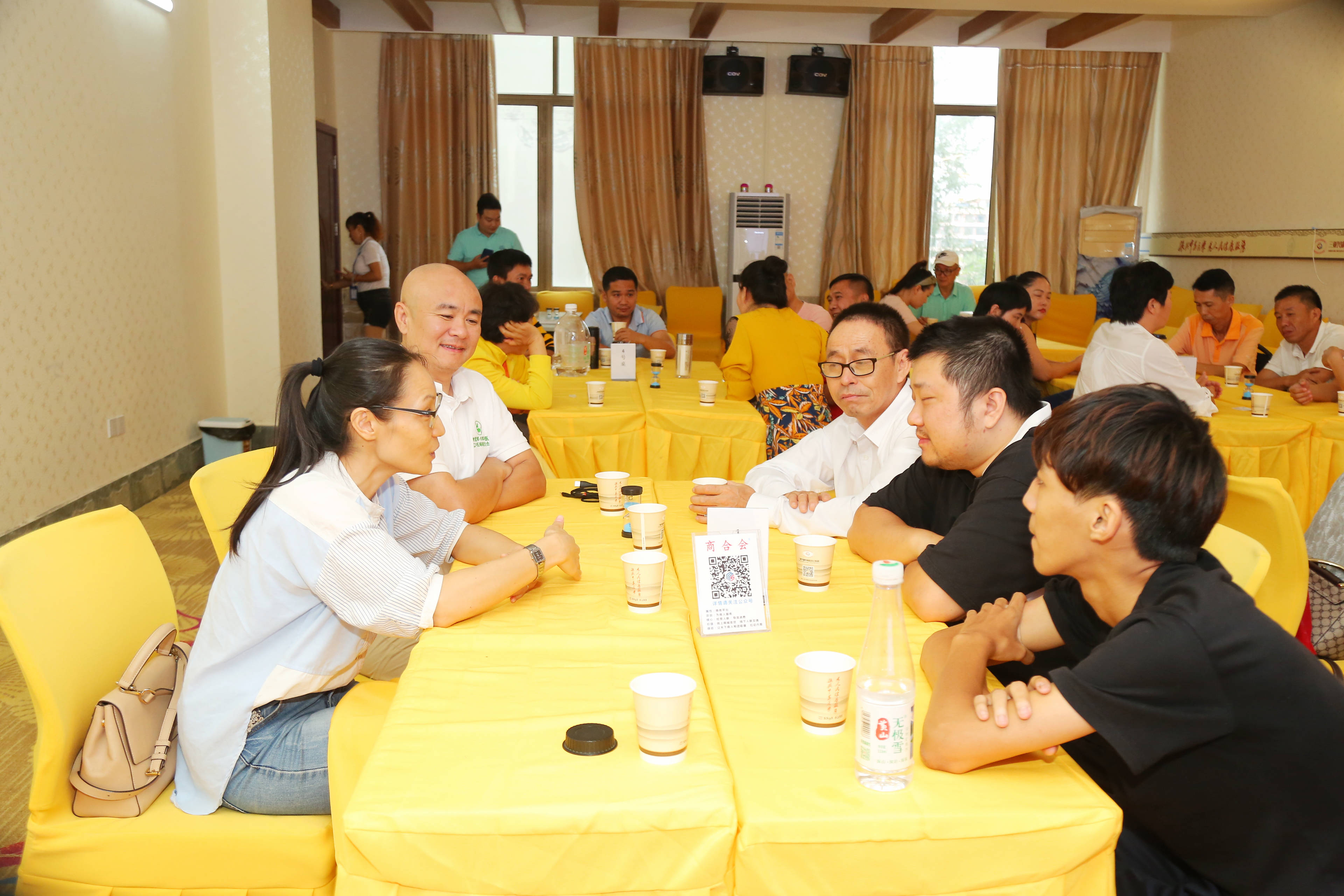 "服务中小企业,助力自贸建设"商合会举办月度商务老总深度交流会