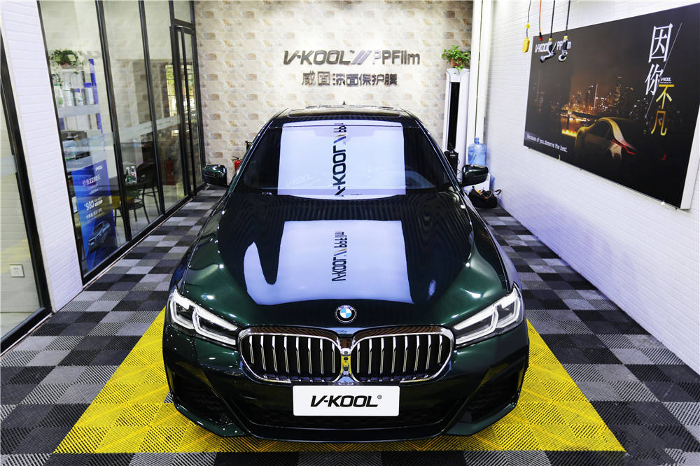 华南区难找第二台,南宁名仕加价牛津绿宝马标轴5系,全车装贴威固隐形