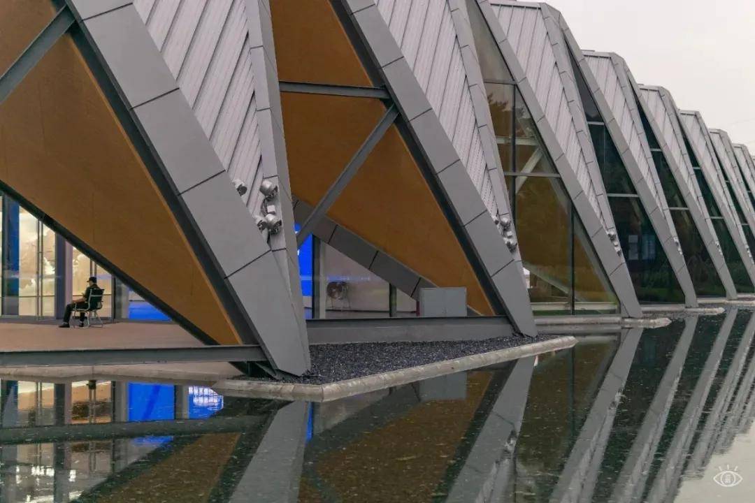 深圳光明左岸科技公园免费开放了