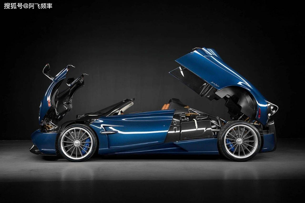 最后一辆帕加尼huayra敞篷版交付买家