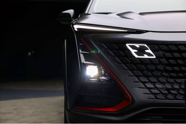 跑得快不重要,颜值高就可以,长安unit