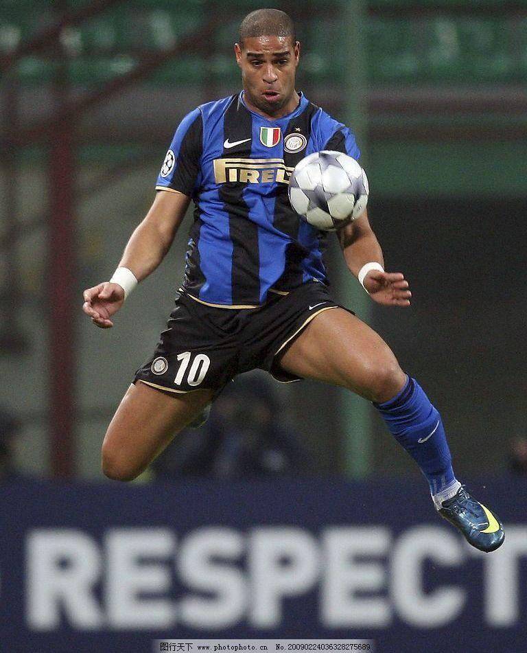 梅阿查国王阿德里亚诺比伊布小1岁也才比c罗大3岁