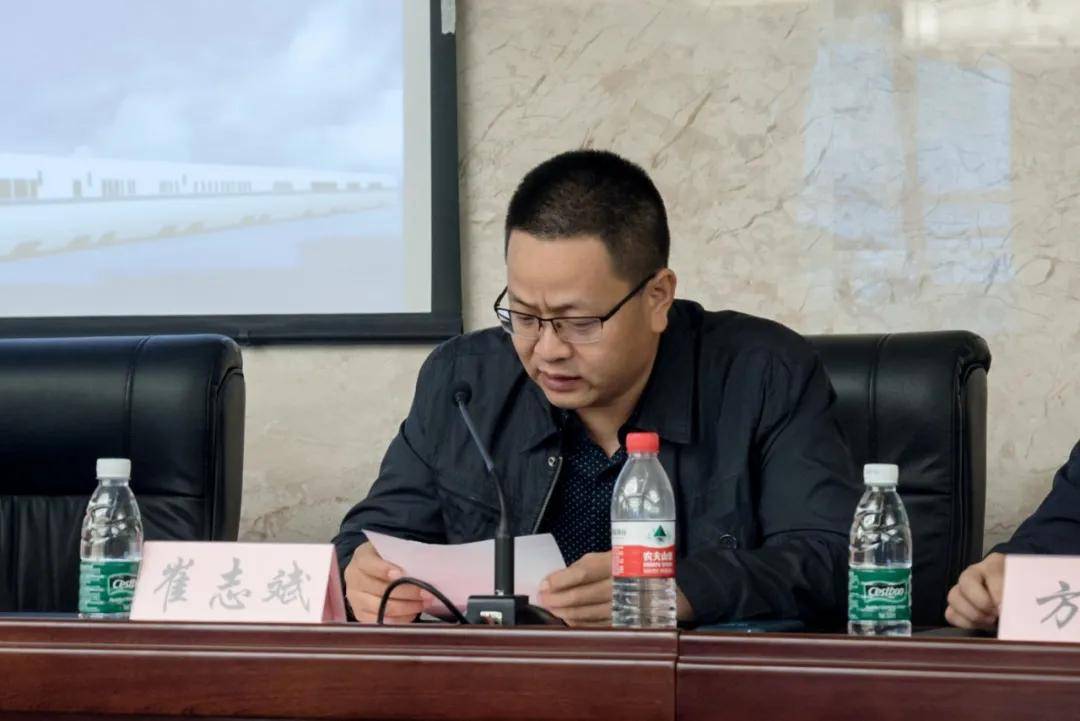 成都地铁运营有限公司通号部部长李三江发言指出,信号设备是轨道交通