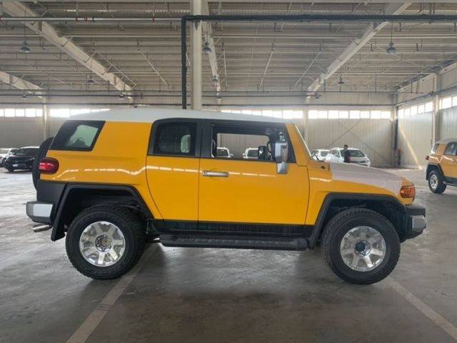 进口2020款丰田fj酷路泽 优惠促销实拍现车