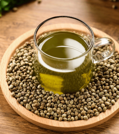 火麻油含有丰富的营养成分,其中最主要的是它所含的亚麻酸,亚麻酸可以