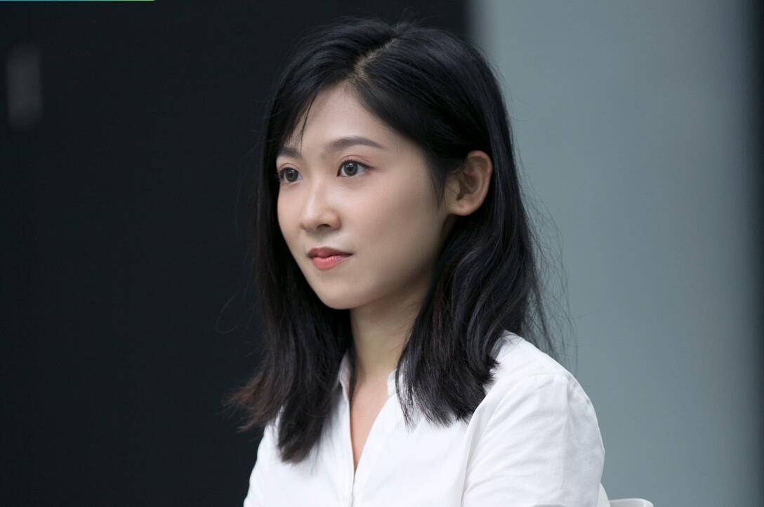 虽说八位实习生都是来自各大名校的高材生,但是在君合律所这样的大