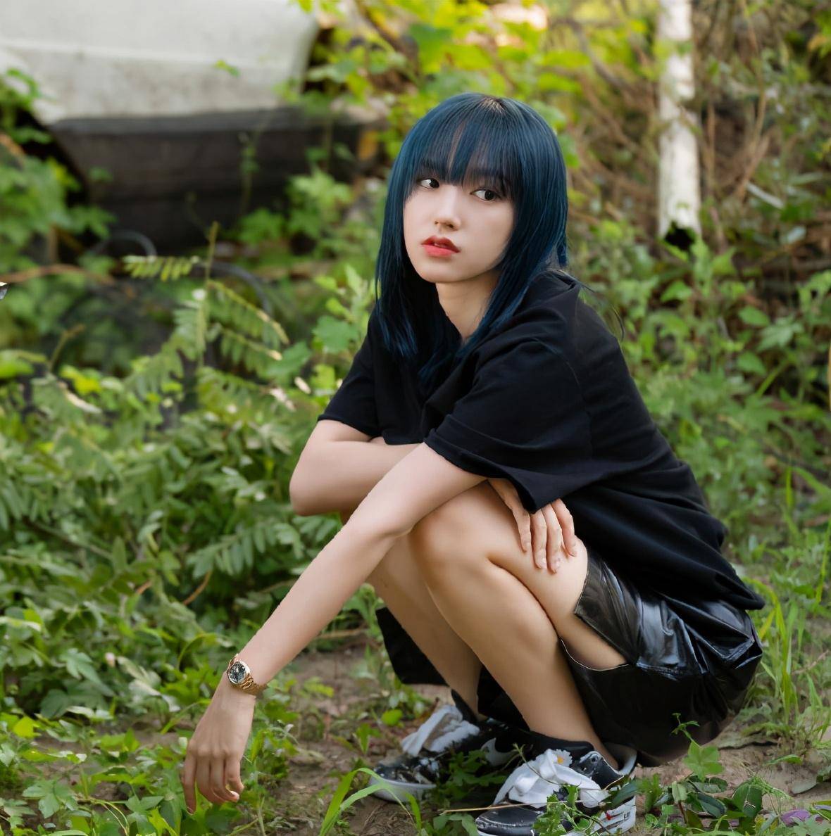 原创哎呀好身材程潇如何花式秀身材穿搭里全是小心机