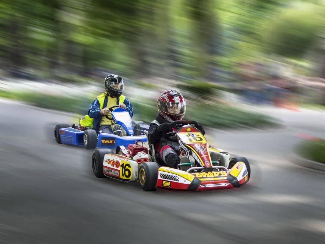 买法拉利的亏了仅需88元就可开出f1赛车体验感