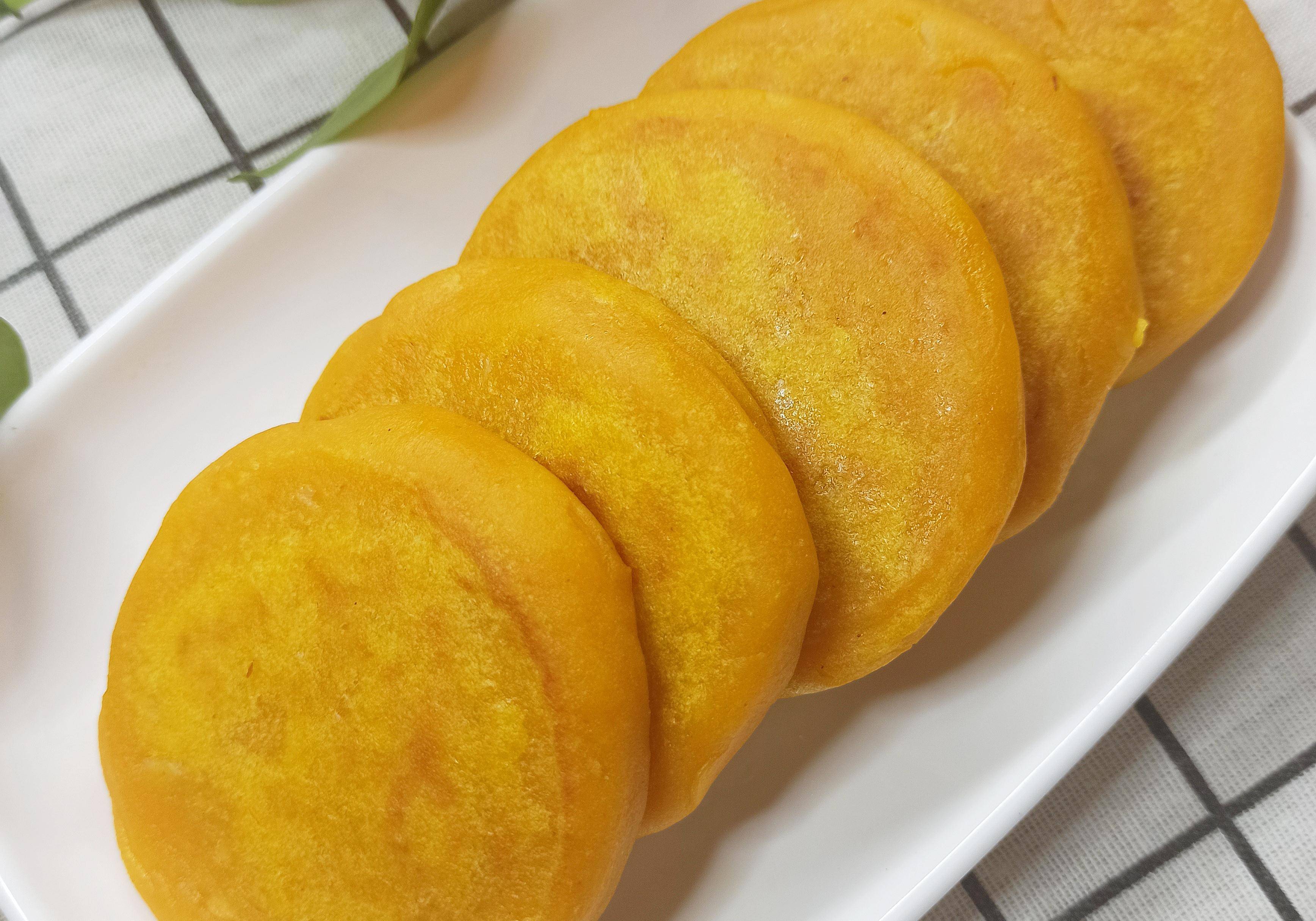 11,山药南瓜饼就做好了,山药这样做,香甜软糯,营养美味,连挑食的孩子