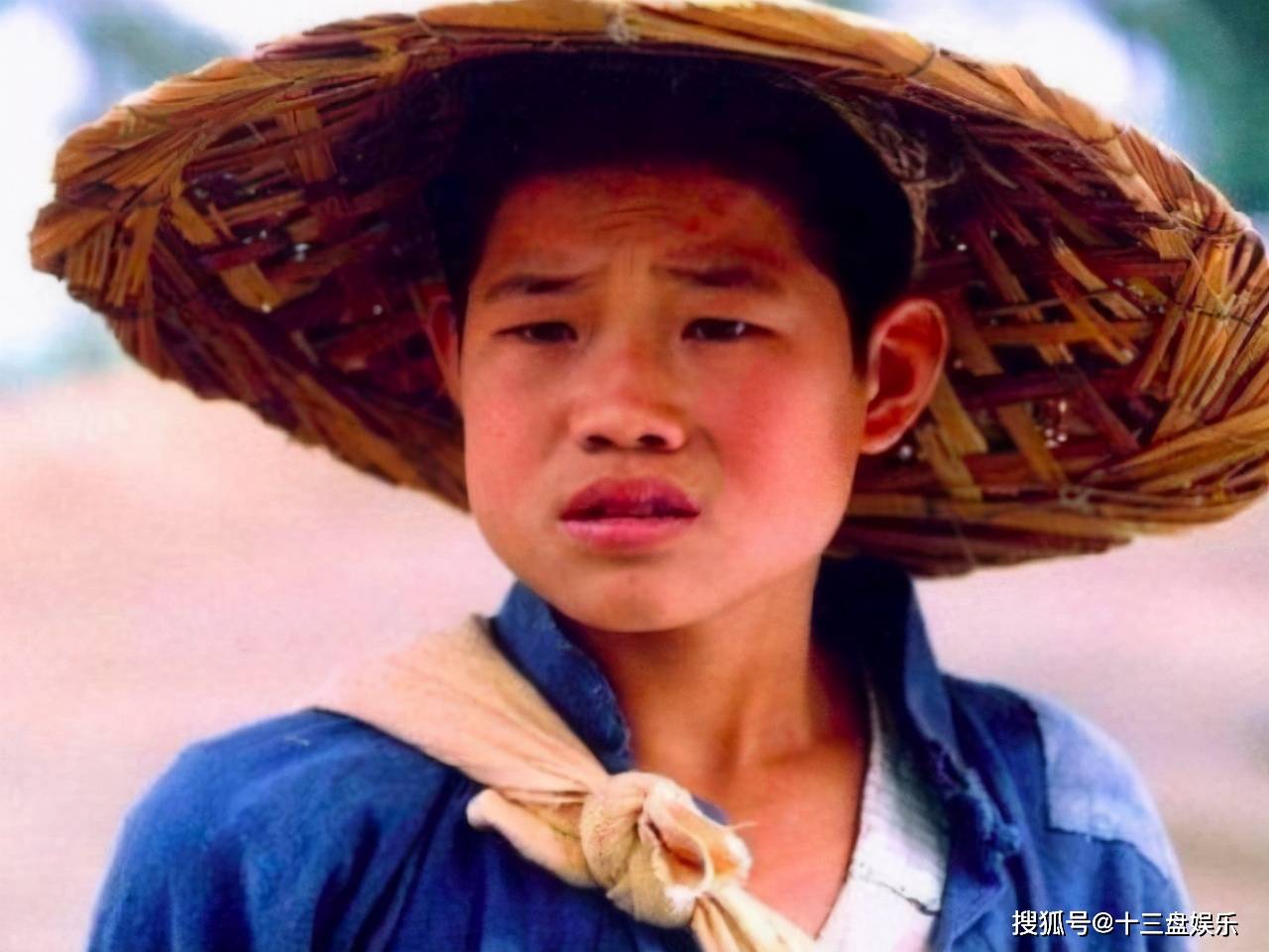 原创小兵张嘎变身肌肉男化艺妓妆直播疑似卖假货小英雄怎么了