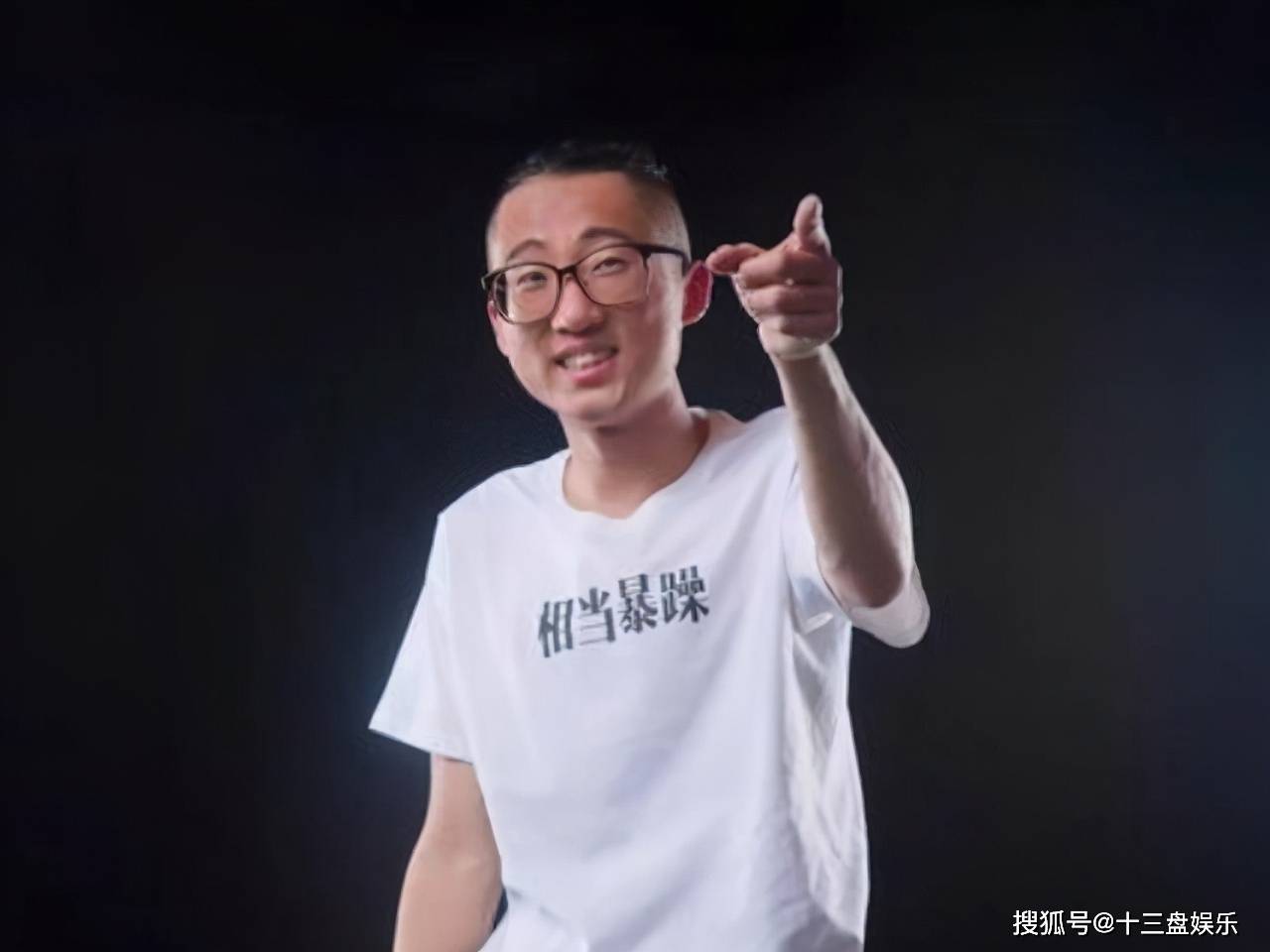 结语对于池子离开笑果文化后,很快又转投萌扬文化,你怎么看?