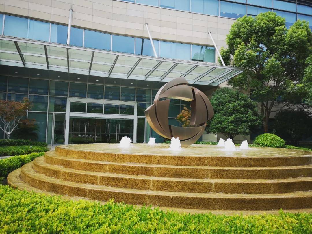 实践案例协鑫特色共享的三大革新及三阶段转型
