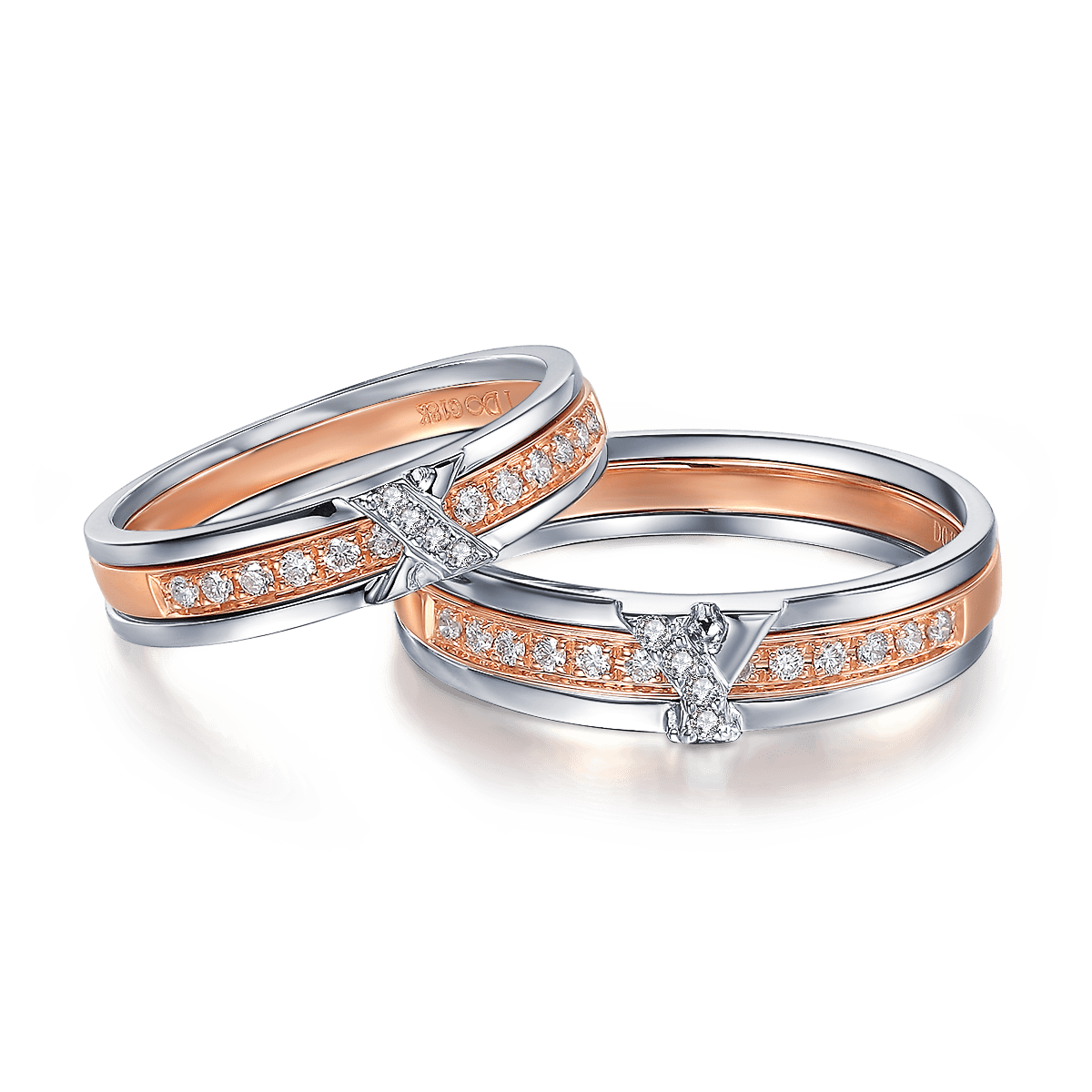 很多人买钻戒是爱情的信物是两个人许下的承诺买铂金还是玫瑰金的好呢