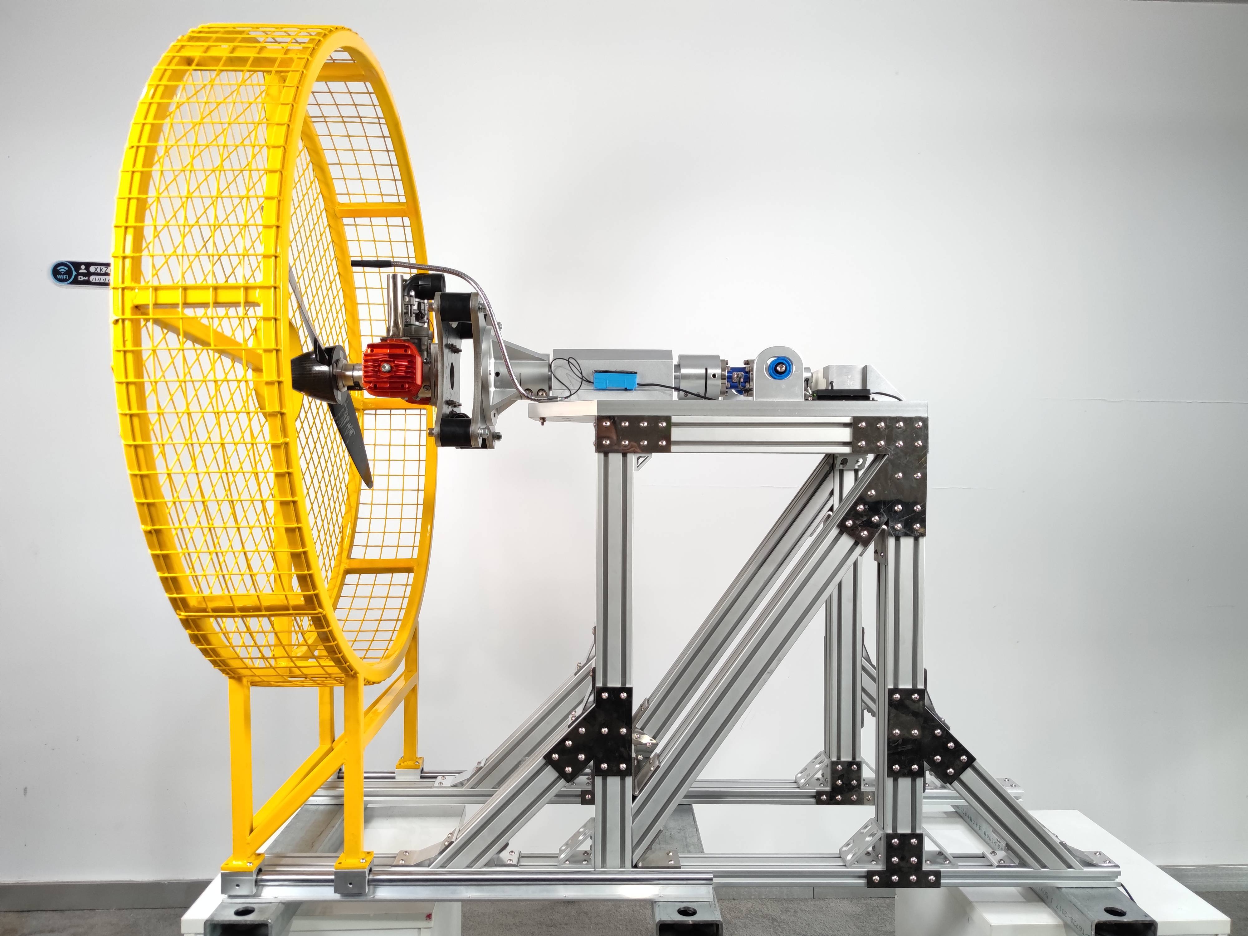 无人机发动机测试平台