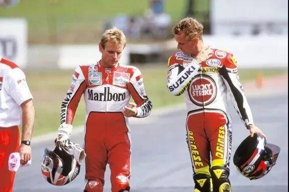 摩托车届传奇车手韦恩·雷尼,曾获得过三次motogp 500cc的世界冠.军.