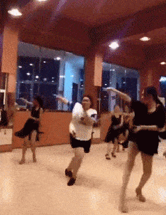 搞笑gif段子讲真本超人希望看完东西的你们是这个反应哈哈哈哈