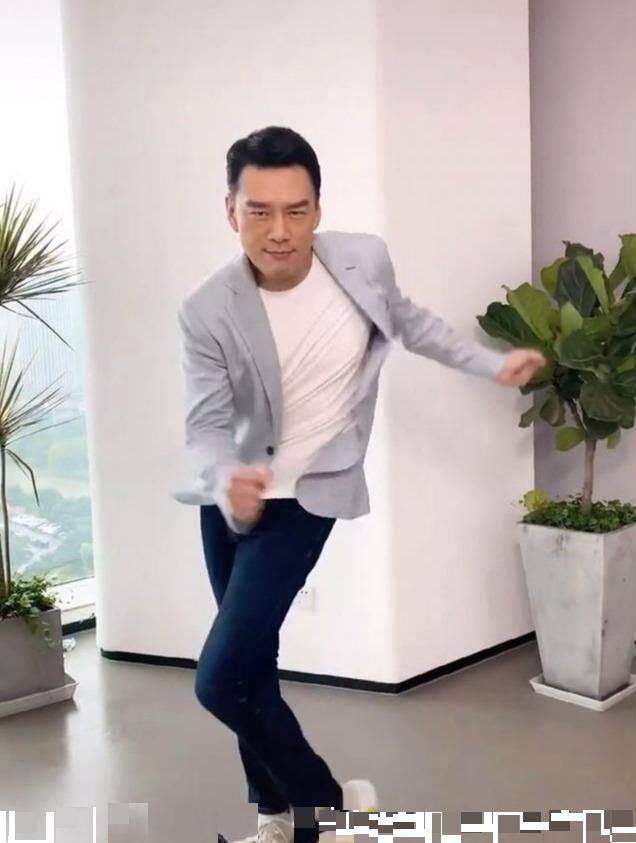 尬舞男神王耀庆,自带贵族气质,霸道总裁专业户
