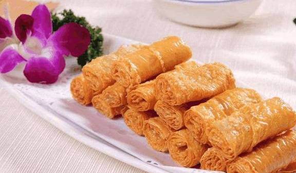 小苗教你制作杭帮菜炸响铃此菜一尝就着迷甘为食材奔波忙