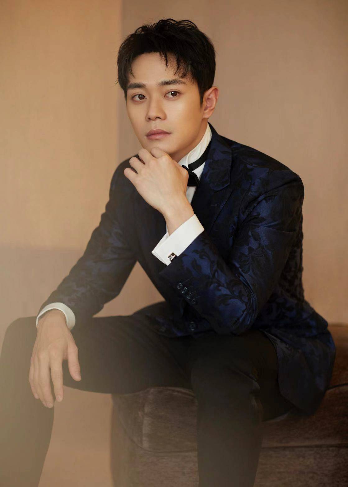 曹骏入选星辰大海青年演员优选计划金鸡奖闭幕式唱响青春与梦想