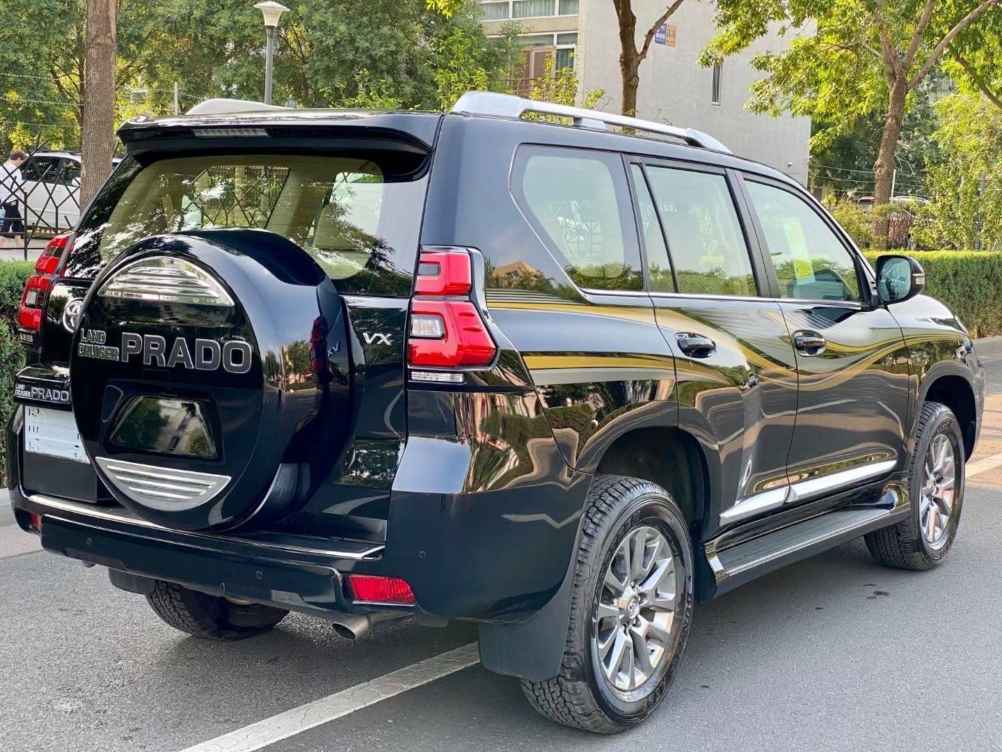 20款丰田霸道2700现车惠底价 2.7l普拉多suv