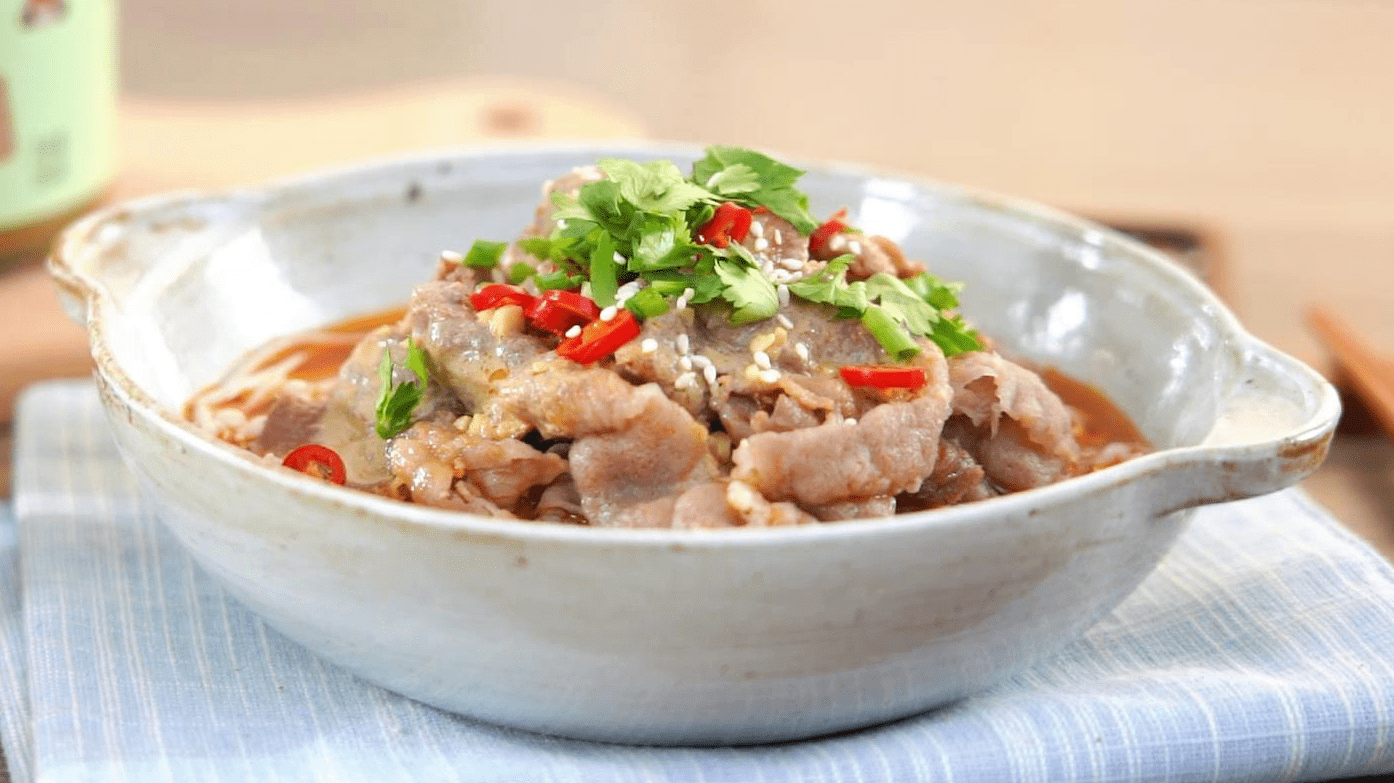 切墩级0难度的麻酱金针肥牛香醇麻酱裹着鲜嫩肥牛太好吃了