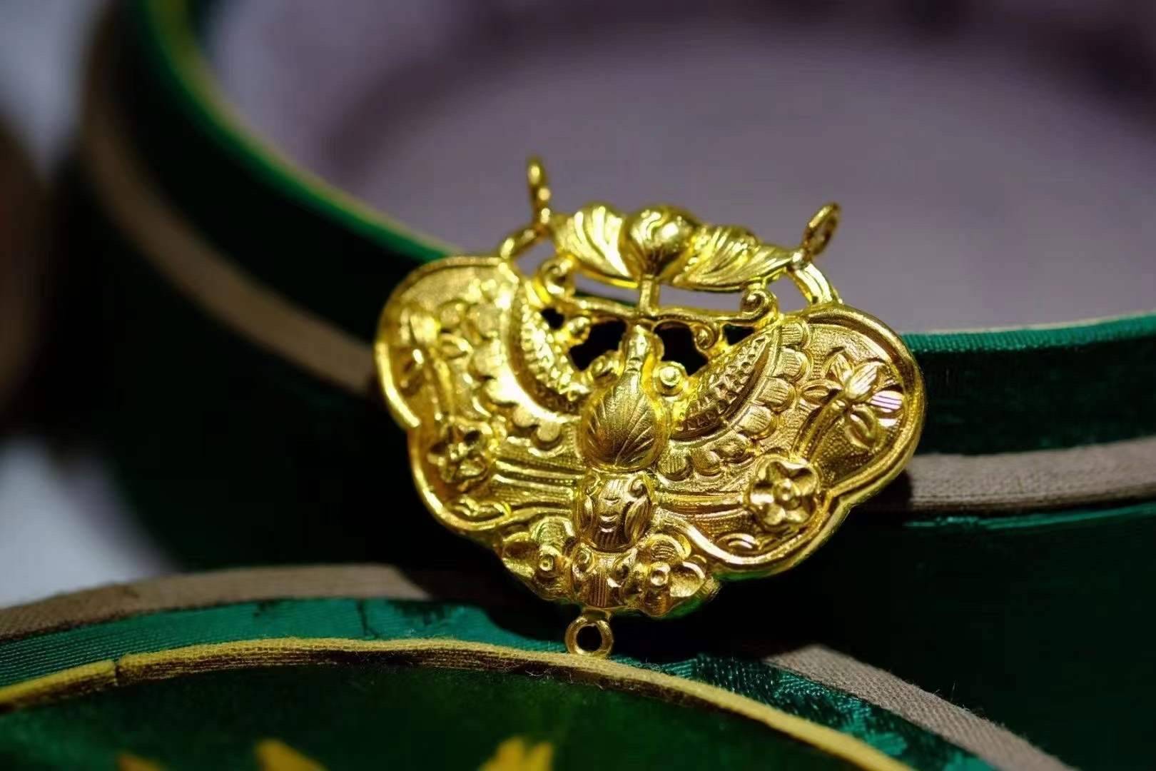 古典首饰才叫工匠精神光长命锁就有无数造型堪称惊艳时光之美