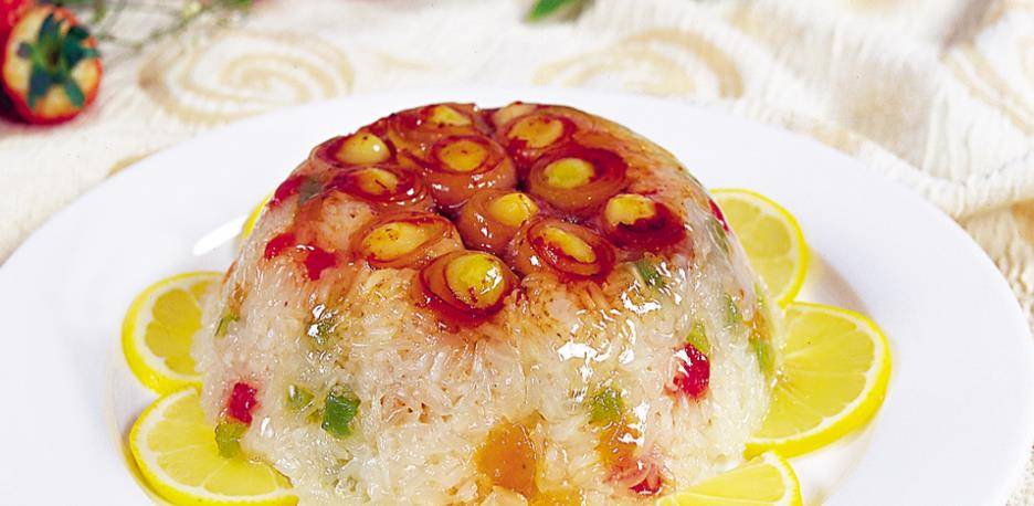 八宝甜饭,色彩悦目,造型别致,甜糯香润,节期佳点_豆沙