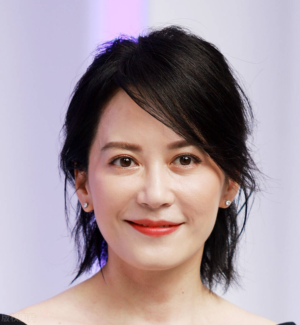 放弃女一号非要演小三的俞飞鸿,与闺蜜男友纠缠不清,现状如何_照片