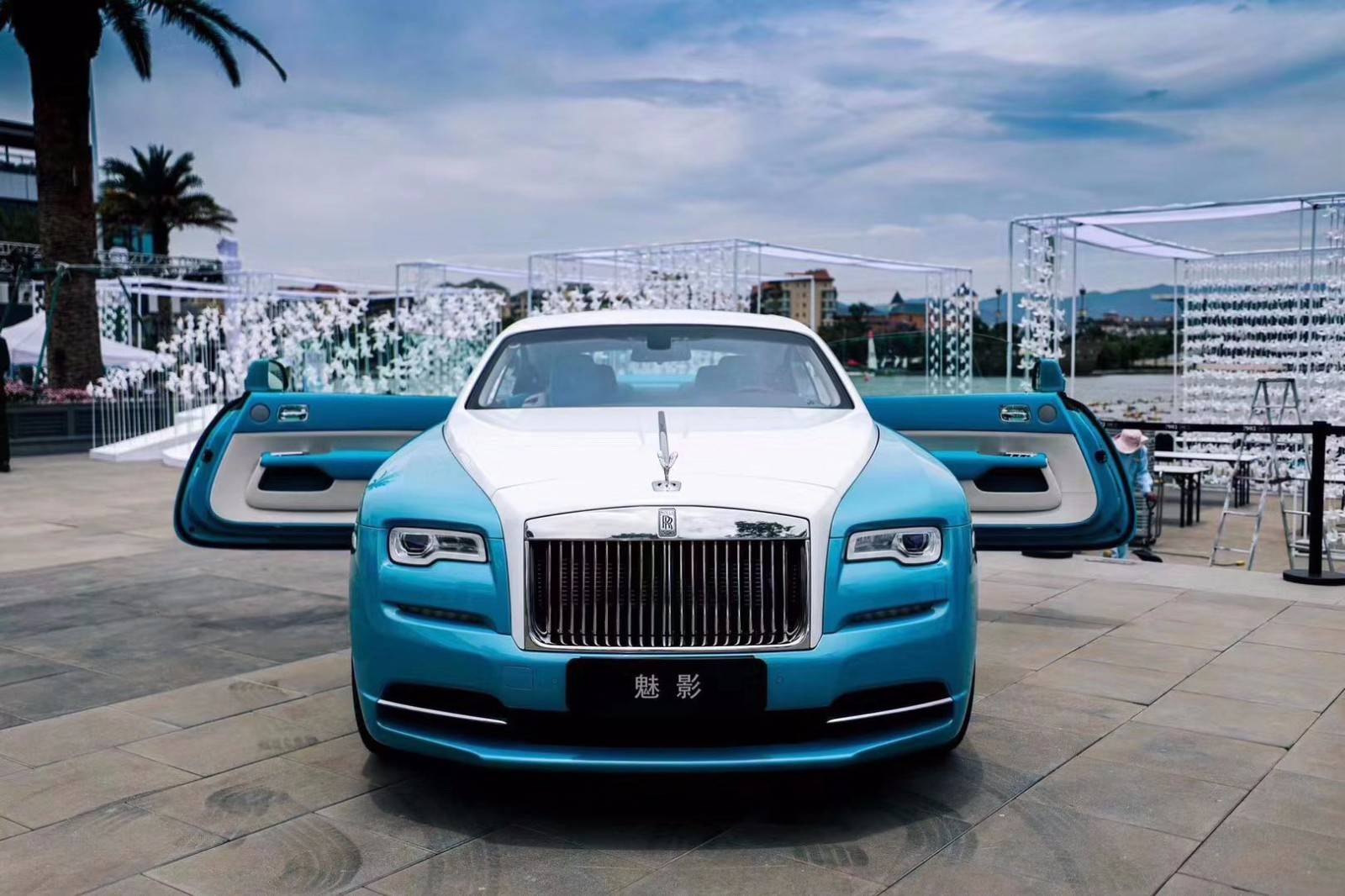 进口20新款劳斯莱斯魅影彪悍性能心动低价