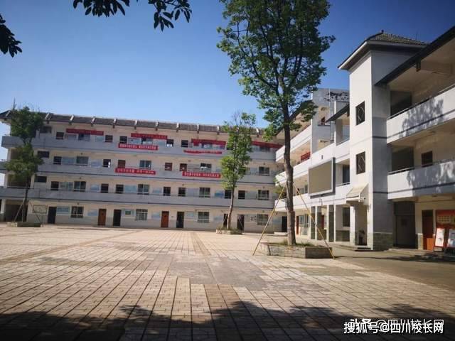 成都市龙泉驿区洪河中学校